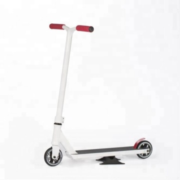 Profissional LED Lights Stunt Scooter para Adulto