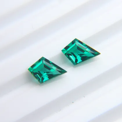 Semi Precious Stone Synthetic Emerald Kite Shaped Emerald