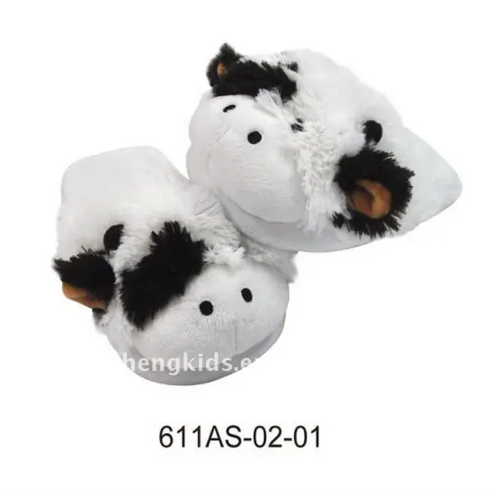 Plush cartoon indoor slipper - cow shaped