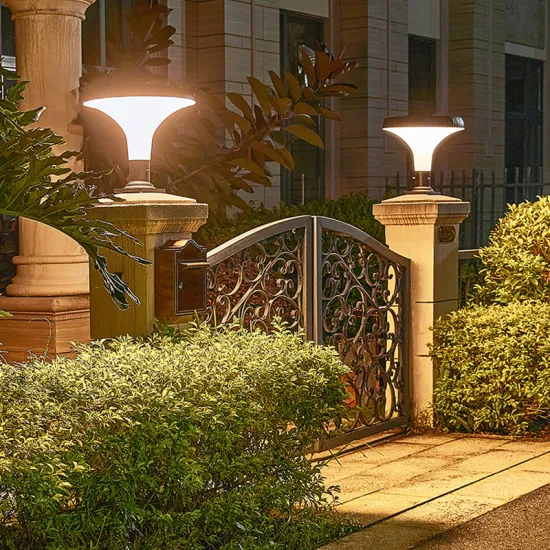 Wholesale High Quality Solar-Powered LED Waterproof Outdoor Main Gate Pillar Fence Light