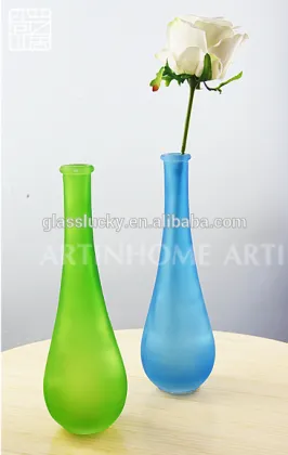 Royal blue mini glass vases wedding centerpiece