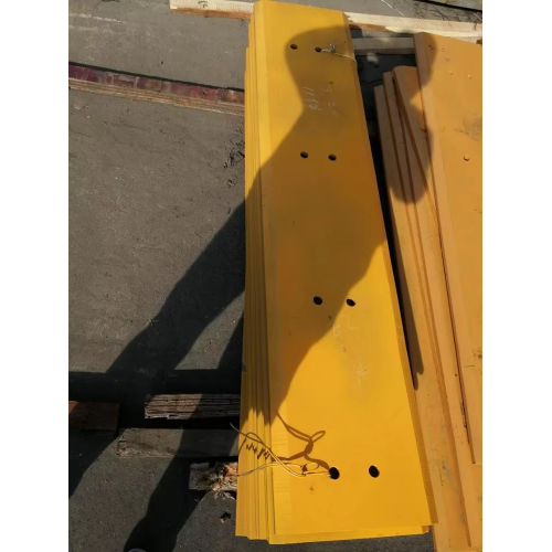 Piezas de repuesto de la cuchilla de corte central del cucharón