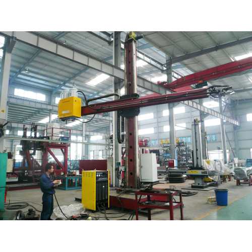 Welding Column and Boom for Oil Tank