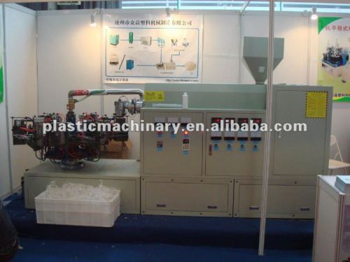 rotational blow moulding machine