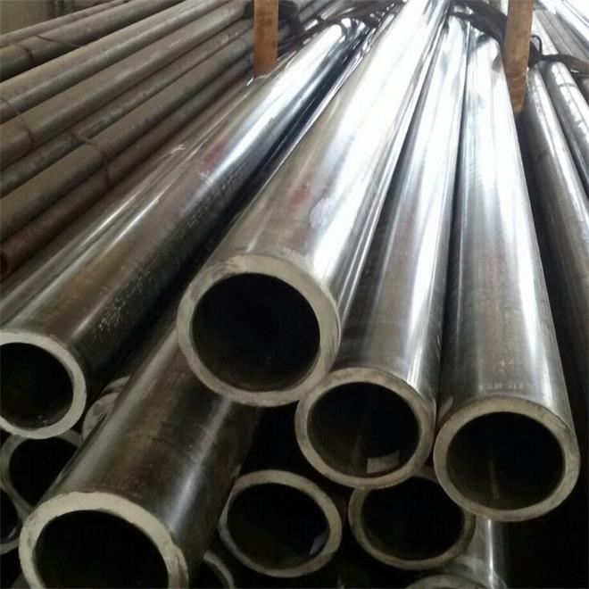 SAE 8620 ống thép hợp kim liền mạch