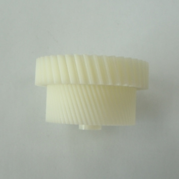 Plastic gear