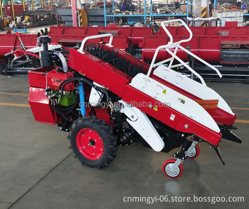 Automatic Household Corn Harvester with Straw Crushing and Return Function