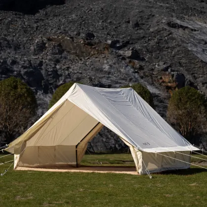 Customized Luxury Safari Glamping Breathable Cabin Tent Yurt Tent Large Cotton Canvas Bell Tent