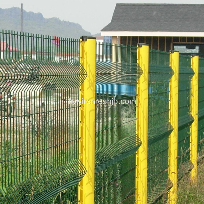 Clôture en treillis métallique soudé vert foncé