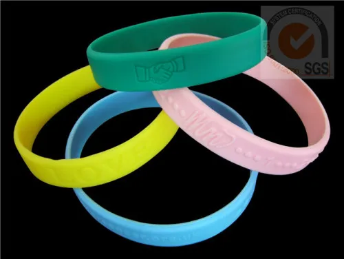 Sport Silicone Bracelets With Embossed Logo 