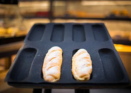 Silicone Non-stick Perforated Baguette Bread Form Mold