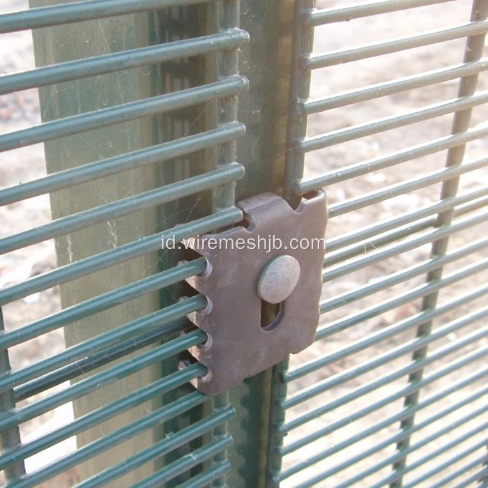 Tambahan Wire Type 358 High Security Mesh Fence