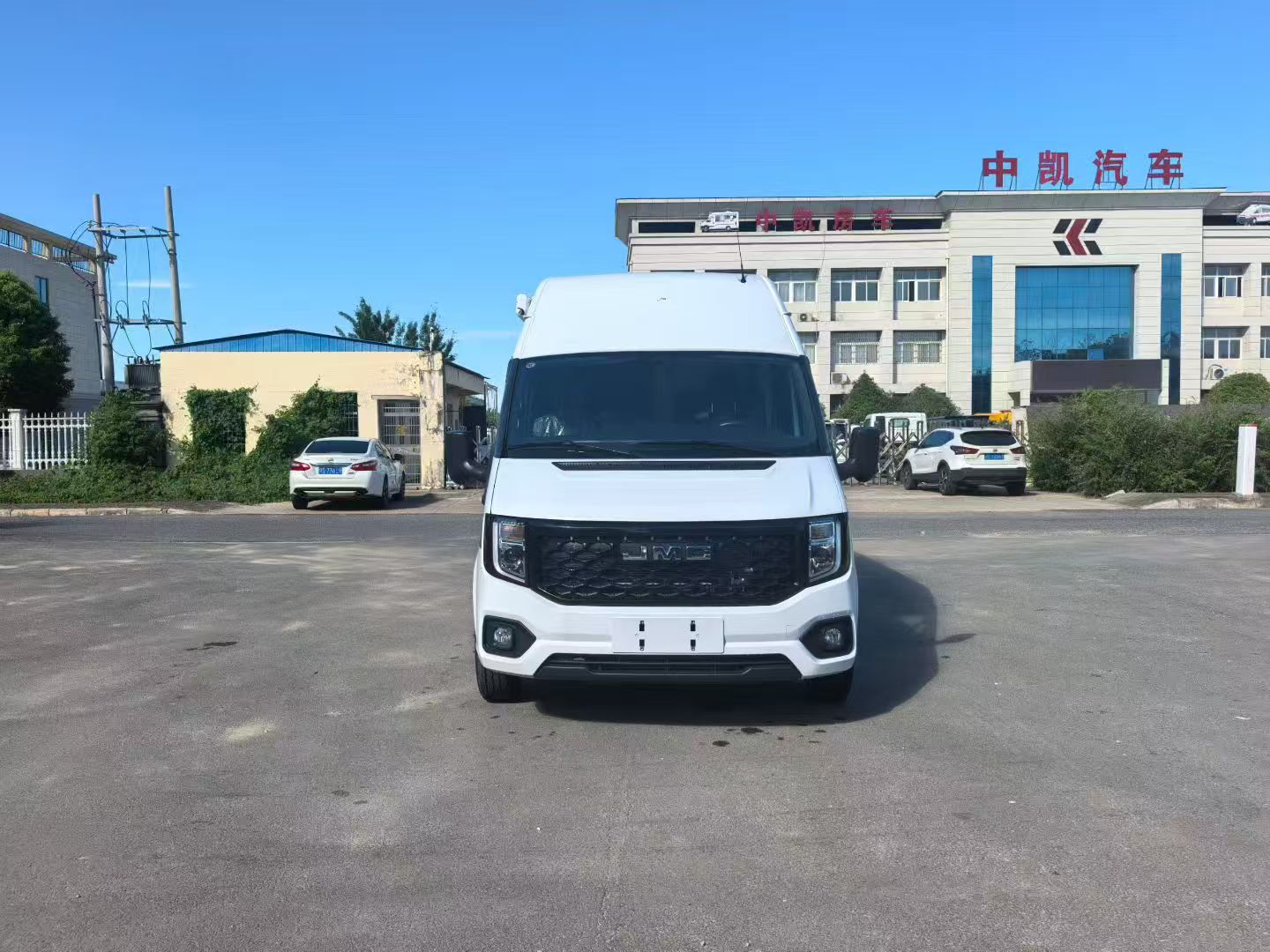 Modern Medical Transport for Patient Examinations