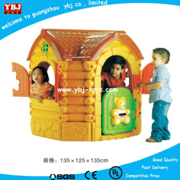 Funny indoor and outdoor plastic cubby houses for children