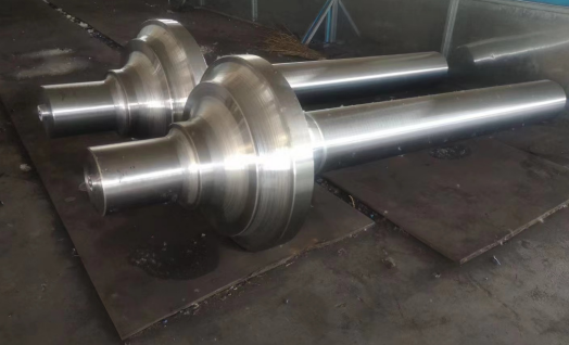 18Crnimo7-6 8822H ötvözött acél nyitott kovácsolt tengely