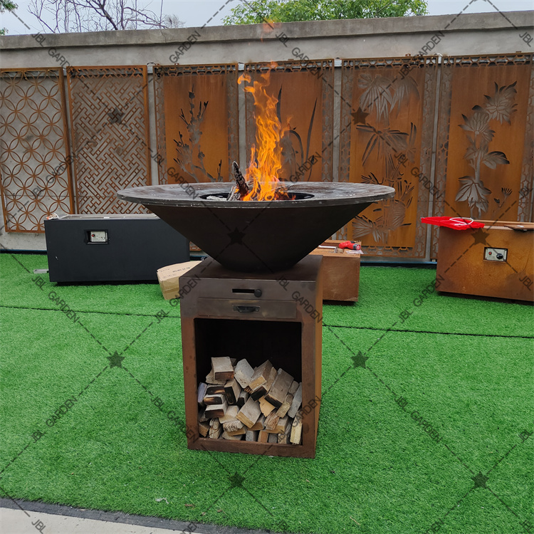 Outdoor kitchen charcoal corten grill