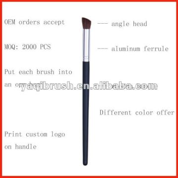 Definer brush eyeshadow brush