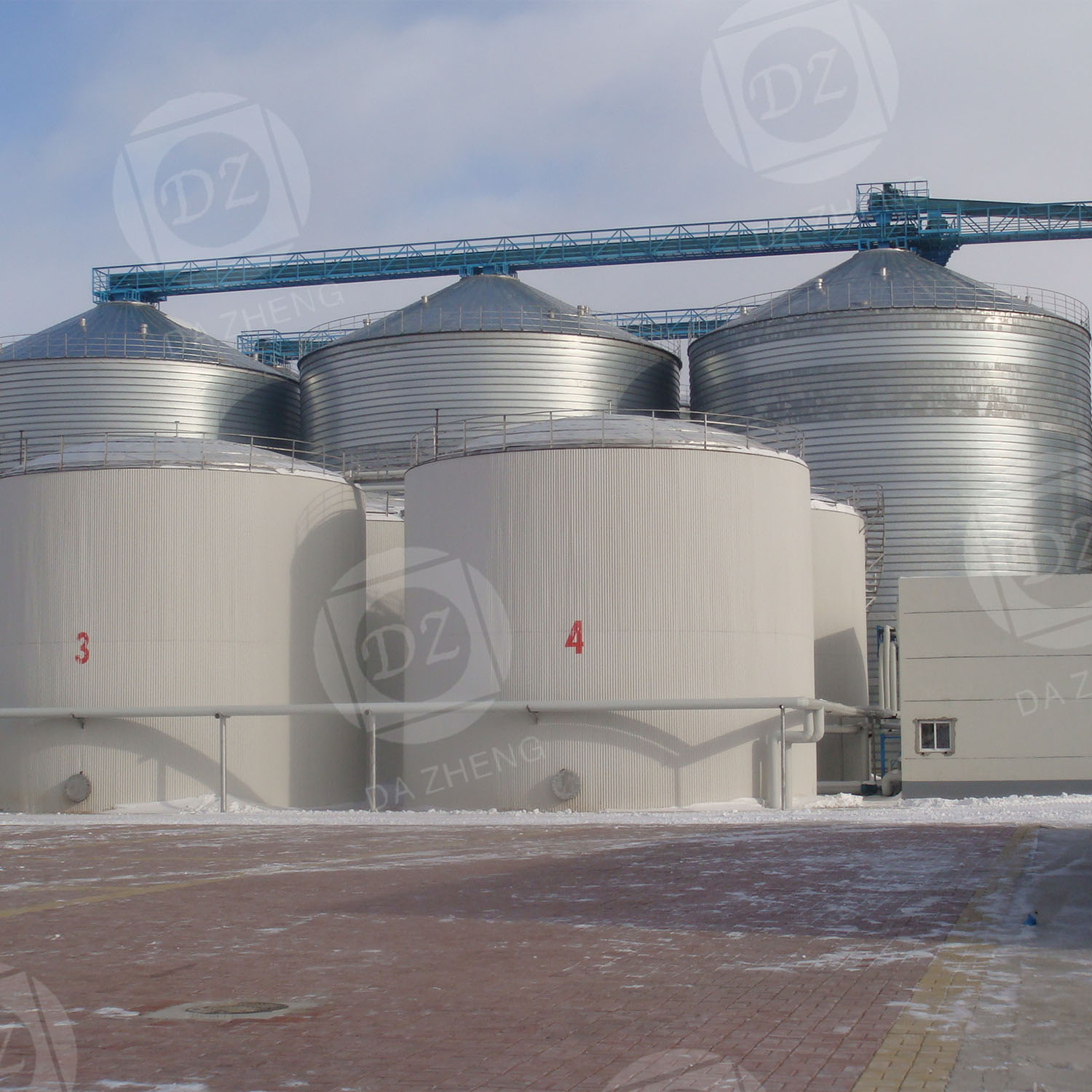 Galvanized steel silo for soybean meal
