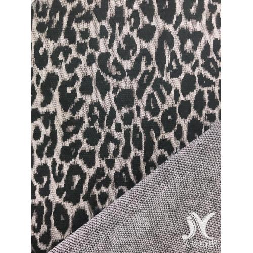 Punto jacquard con estampado de leopardo