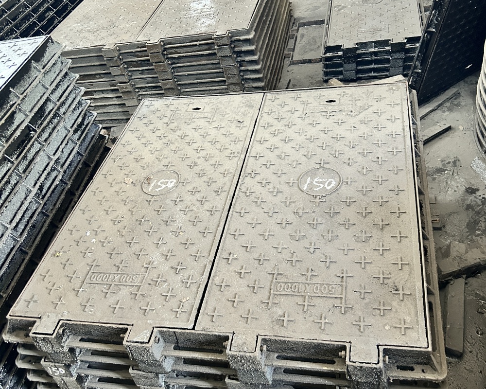manhole cover 8
