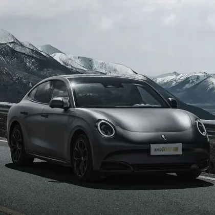 Hot Sale Ora Lightning Cat - 555km Endurance Small Electric Car for Women