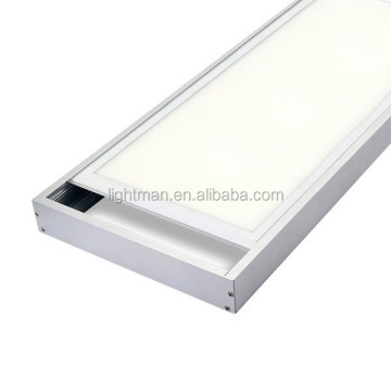 表面マウントフレーム付きの白色30x120 LEDパネルライト