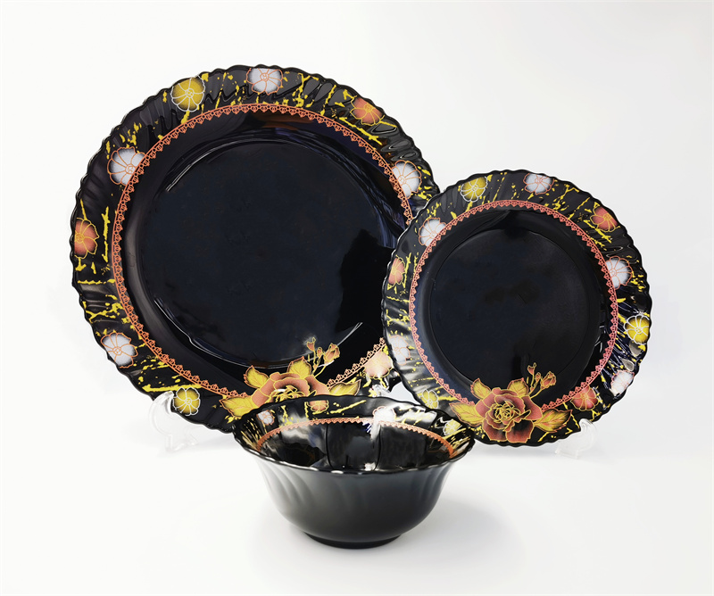 Kitchen black dinnerware set