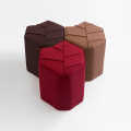 리프 시트 디자인 Upholstered Wool Pouf 오토만