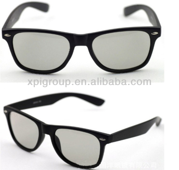Real D 3d glasses in plastic frame
