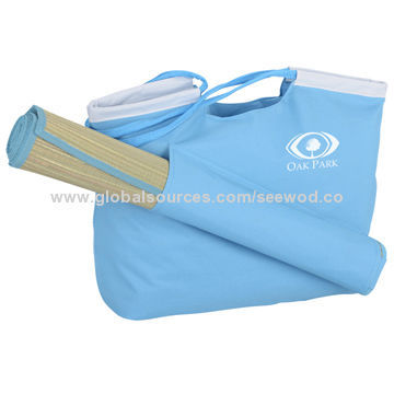 Beach Tote with Natural Fiber Mat