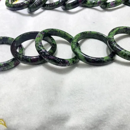 High Quality Natural Ruby Zoisite Jade Crystal Bracelet for Gifts