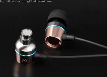 In-ear Stereo Earphone with CE/RoHS Marks, Powerful Bass