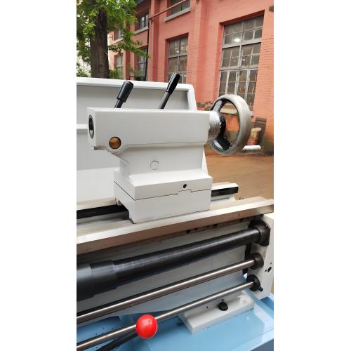 Tornio manuale per motori pesanti C0636D