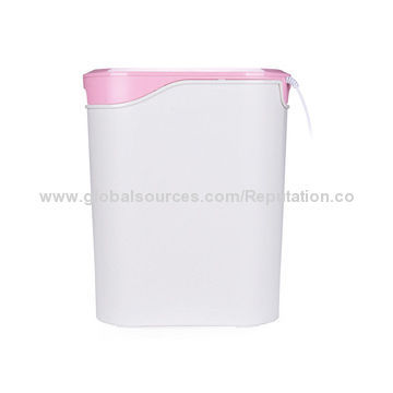 Good Quality and Environmental Paper Shredder with 220W Power, 220V/50Hz Power Capacity