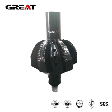 PDC hole opener for expanding well size