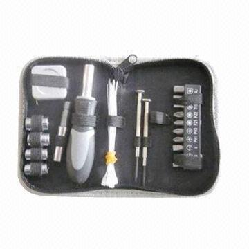 30-piece tool set, made of carbon steel