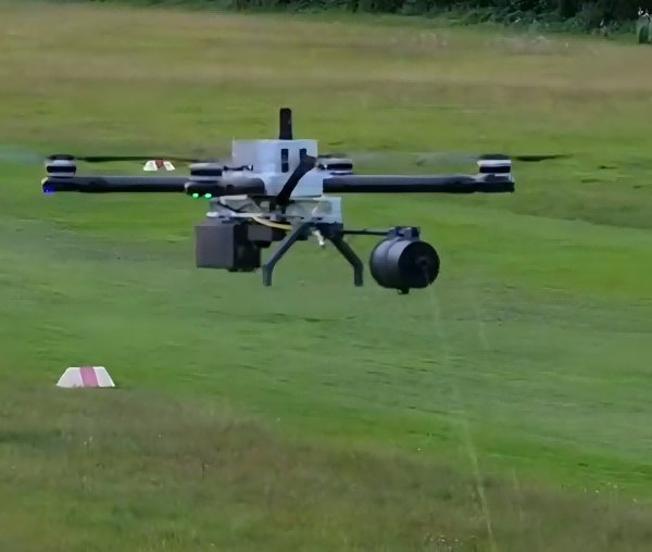 Wired control FPV unmanned aerial vehicle