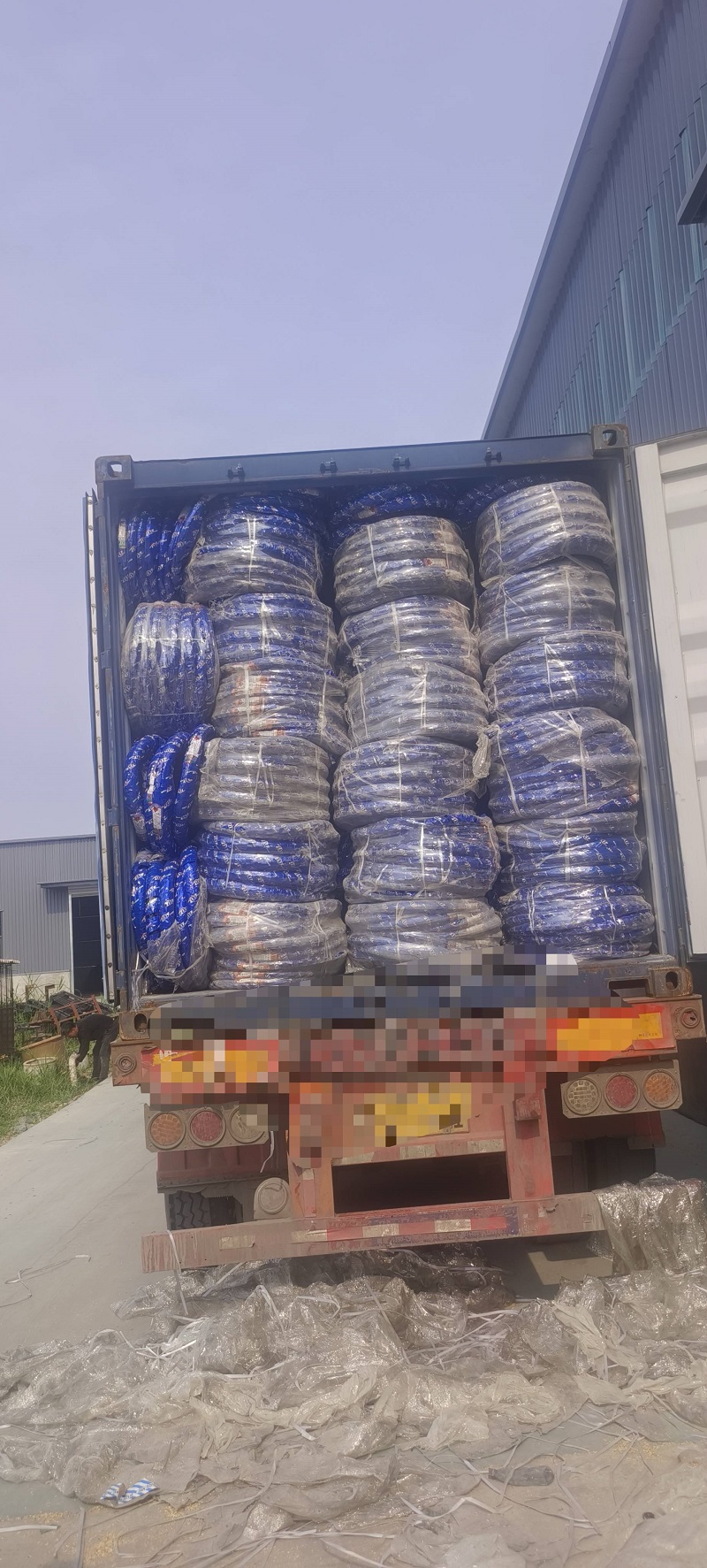 Ruisilaifu Custom Motorcycle Tire Order Successfully Produced and Packed; Bound for South Africa!