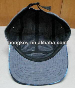 Custom-made Flat Brim 5 Panel Cap
