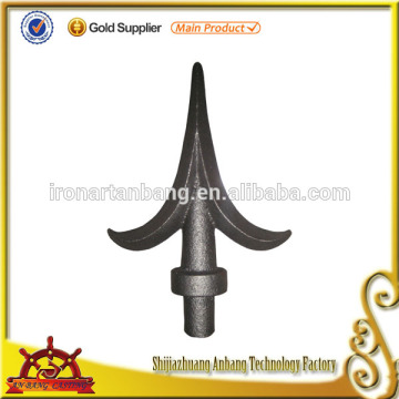 spear top metal fence