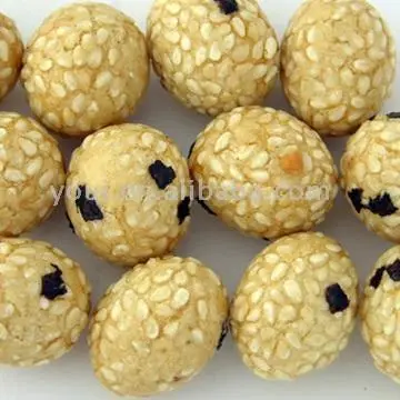 Sesame flavor coated peanuts