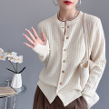 Frauen Crewneck Long Sleeve Button Strickjacke