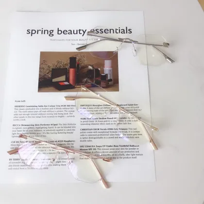 Ultra Lightweight Frameless Cut Edge Myopia Glasses for Women: Fashionable and Stylish Optics