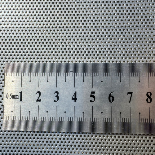 Customized Thickness SS304 Perforated Metal Sheet