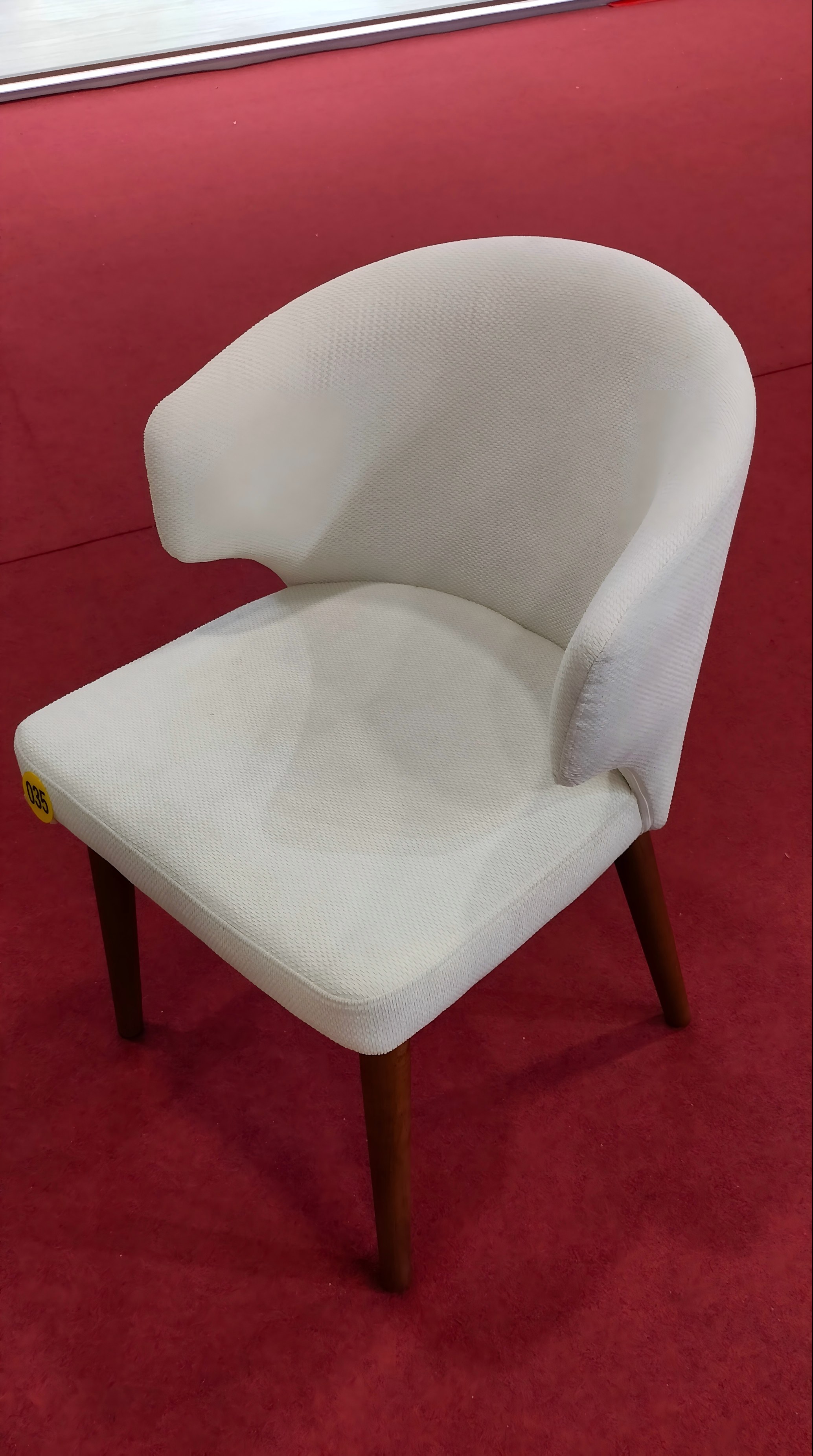 BR-25A33 chair 3