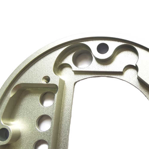 خدمات تصنيع الألومنيوم باستخدام الحاسب الآلي المخصصة