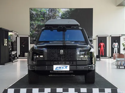 BYD YangWang U8 2024 Off-Road Hybrid SUV: China's Luxury Electric Vehicle
