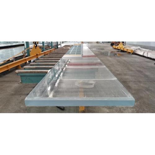 Container pool with transparent acrylic sheet