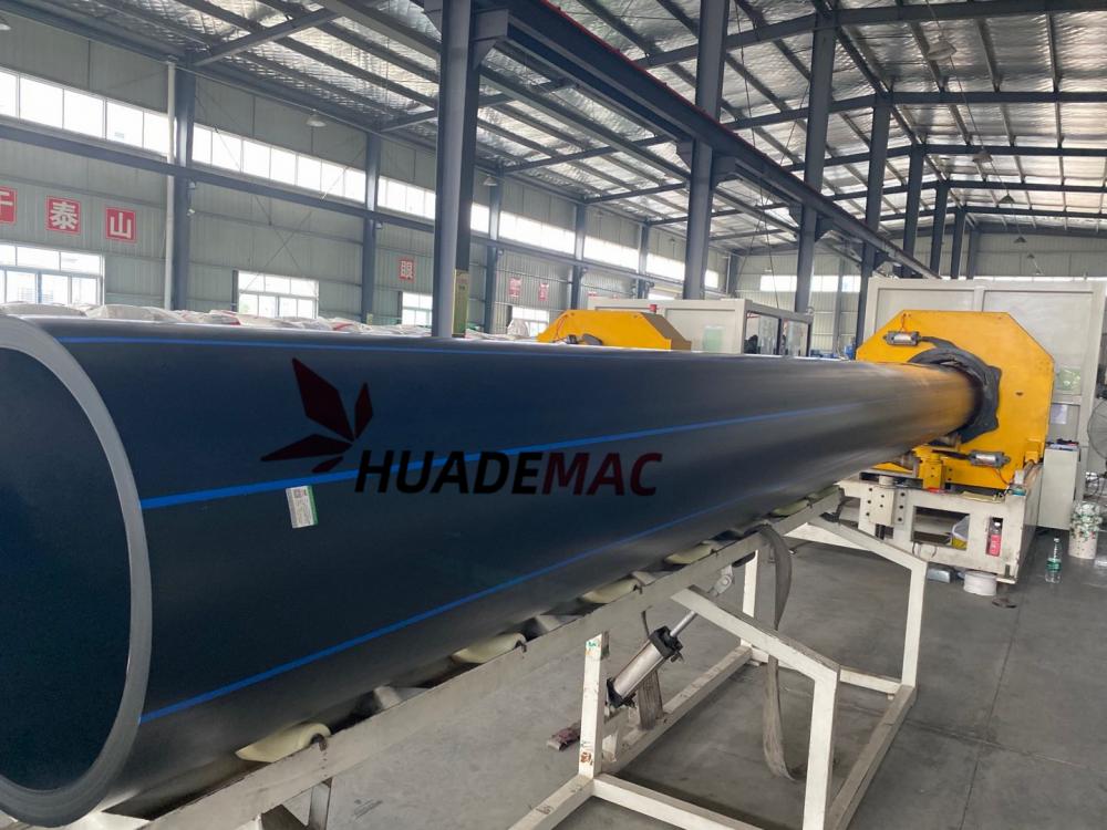 خط إنتاج أنابيب HDPE 630-1200mm PE