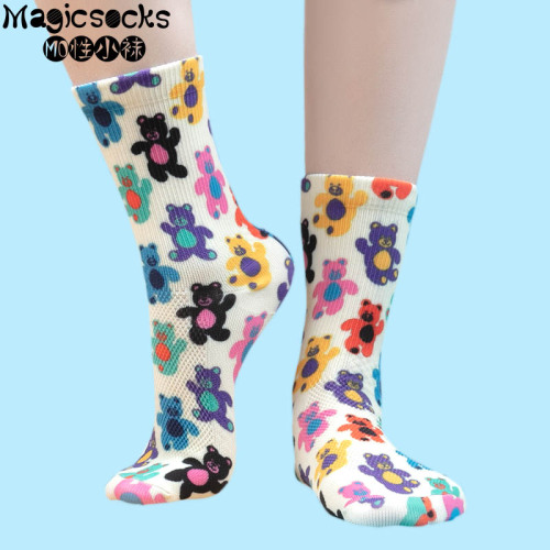 Calcetines de marea de estilo para hombres y mujeres.